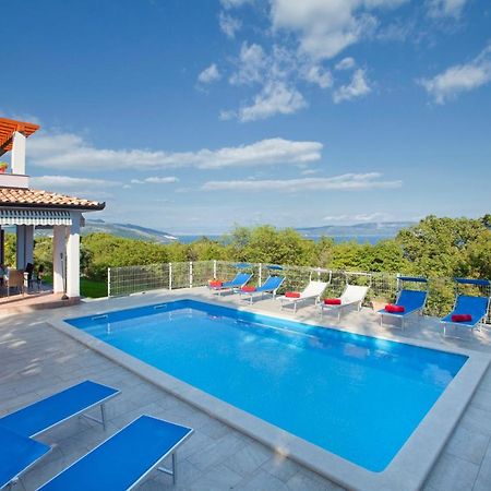 Villa Mirta In Crni Labin  Eksteriør billede